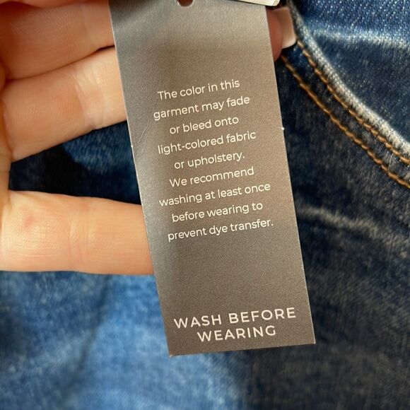 Lane Bryant MIDI Boyfriend Jean Shorts. Size 18. - Picture 5 of 10